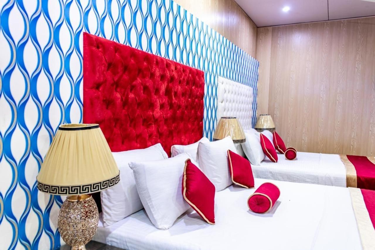 Rose Palace Hotel, Gulberg ラホール エクステリア 写真