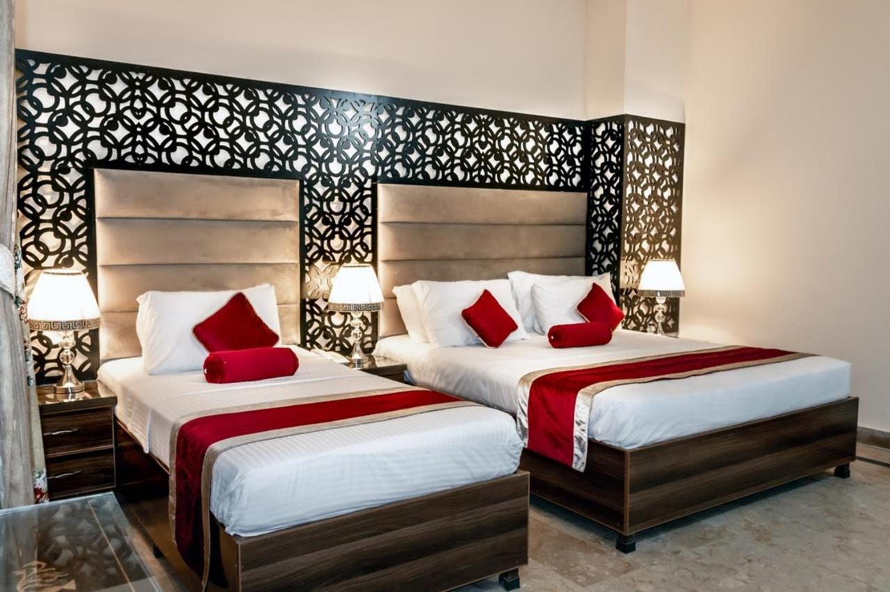 Rose Palace Hotel, Gulberg ラホール エクステリア 写真