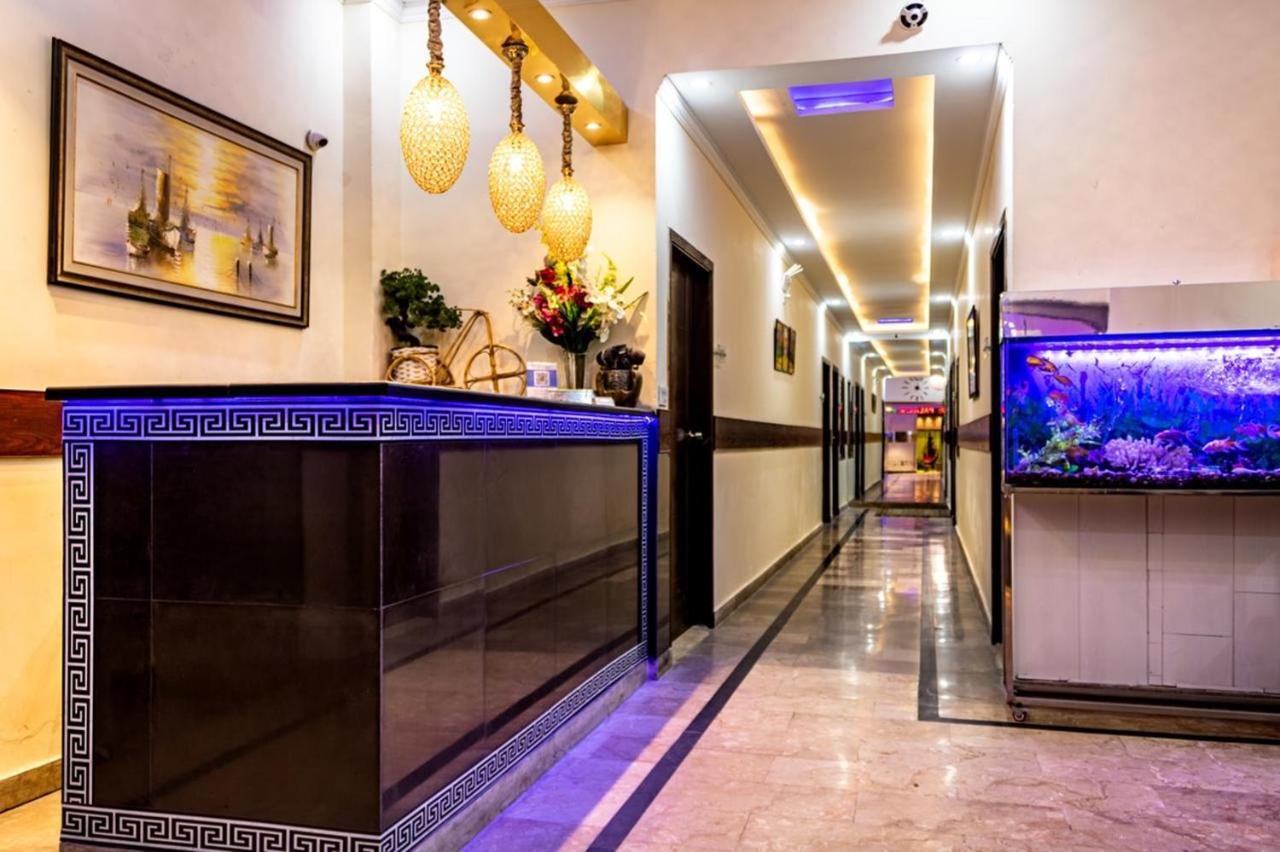 Rose Palace Hotel, Gulberg ラホール エクステリア 写真
